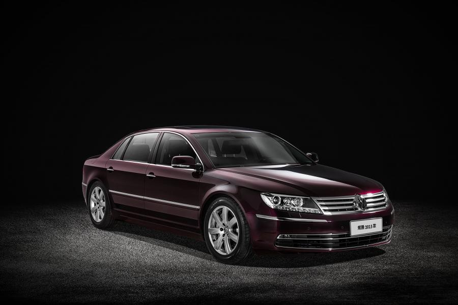  Volkswagen Phaeton V6 2015 года  (CN) (фото 1 из 15)